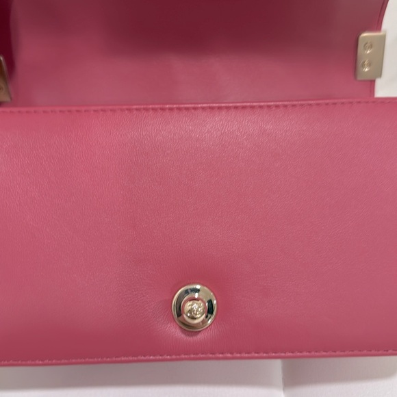 Chanel Boy Bag Small pink Leather with Tweed and champagne HDW. in pristine cond - Picture 6 of 10